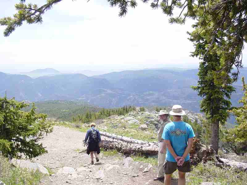 Hike up Storm Mountain