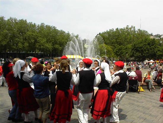 Storm Mountain Folk Dancers header with picture of dancers in Basque costume